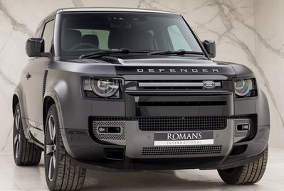 Land Rover Defender 90 V8 Carpathian Edition