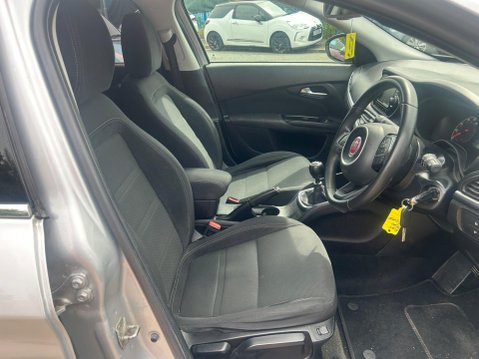 Fiat Tipo 1.4 MPI Lounge Euro 6 5dr 9