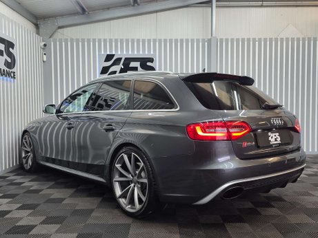 Audi RS4 4.2 FSI V8 Estate 5dr Petrol S Tronic quattro Euro 5 (450 ps) 34