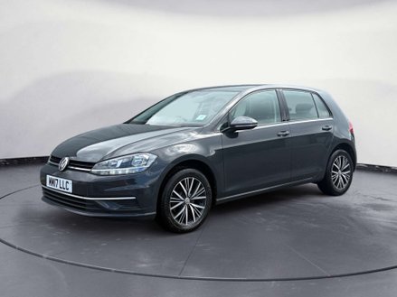 Volkswagen Golf 1.0 Golf SE TSi BlueMotion Technology 5dr