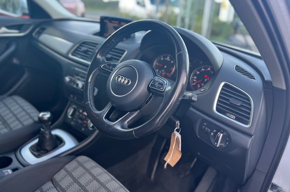 Audi Q3 2.0 TDI SE 22