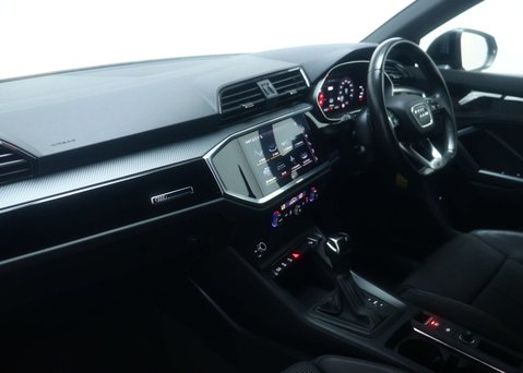 Audi Q3 1.5 Q3 Black Edition 35 TFSI MHEV Semi-Auto 5dr 46
