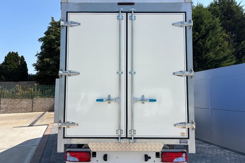 MAN TGE 3.160 Lwb Curtain Side Truck - Air Con / Cruise / 3.5t Towing 10