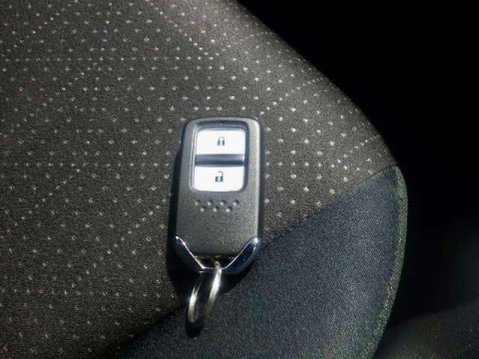 Honda Jazz 1.3 i-VTEC SE Navi Hatchback 5dr Petrol CVT Euro 6 (s/s) (102 ps) 14