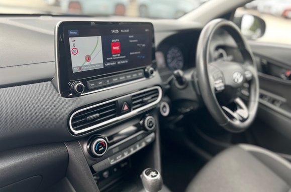 Hyundai KONA 1.6 h GDI PREMIUM AUTO PETROL HYBRID 30