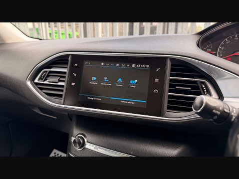 Peugeot 308 1.5 308 Active SW Blue HDi S/S 5dr 13