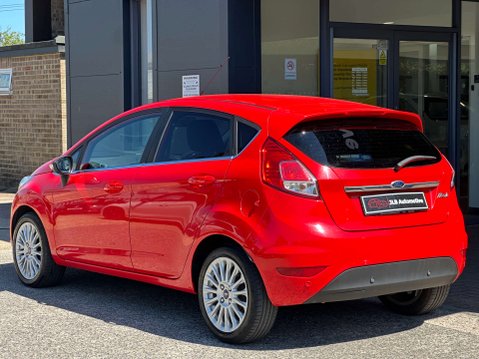 Ford Fiesta 1.6 Fiesta Titanium Auto 5dr 5