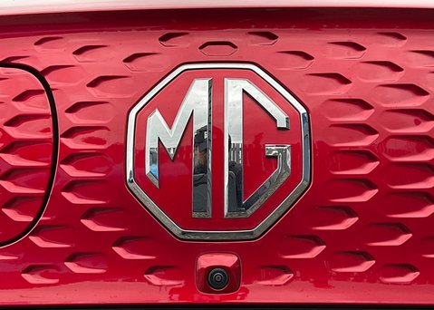 MG ZS EV 72kWh TROPHY 4