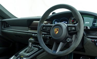 Porsche 911 GT3 (992) 9