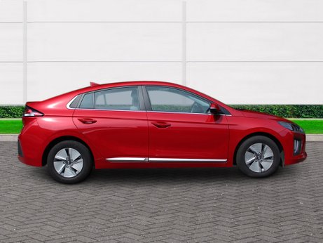 Hyundai IONIQ PREMIUM MHEV 4