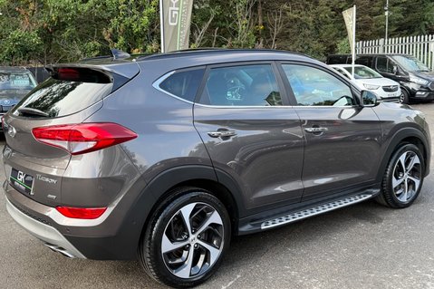 Hyundai TUCSON CRDI PREMIUM SE - 2 OWNERS - 10 HYUNDAI SERVICES  6