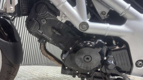 Suzuki SV650X SV650 1999 22K GREAT RUNNING PROJECT BIKE 650CC A2 18