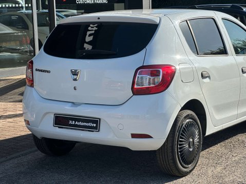 Dacia Sandero 1.1 Sandero Ambiance 5dr 6