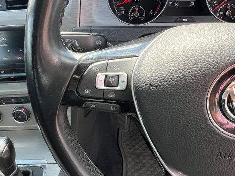 Volkswagen Golf 1.4 TSI BlueMotion Tech Match DSG Euro 6 (s/s) 5dr 17