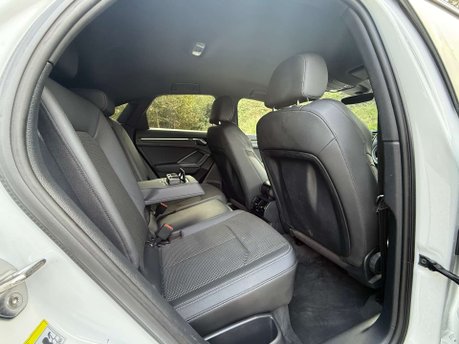 Audi Q3 1.5 TFSI CoD 35 Black Edition Sportback 5dr Petrol Manual Euro 6 (s/s) (150 34