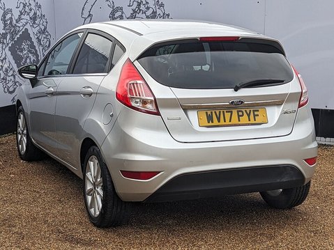 Ford Fiesta TITANIUM 7