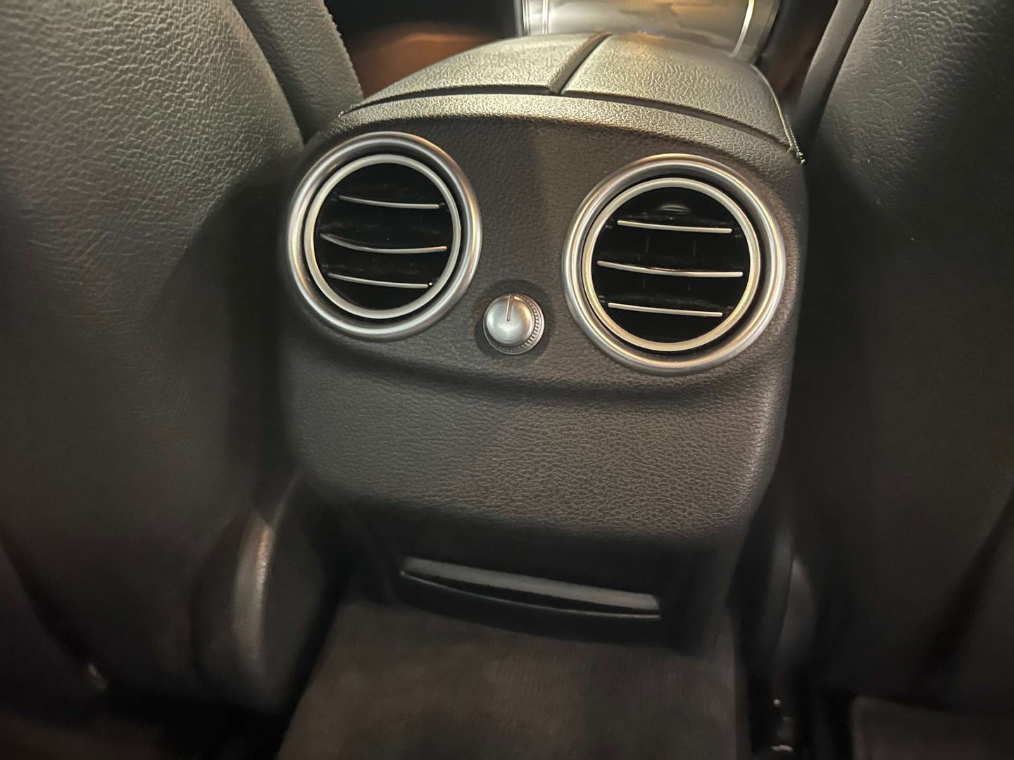 2019 Mercedes-Benz C-Class — image 34