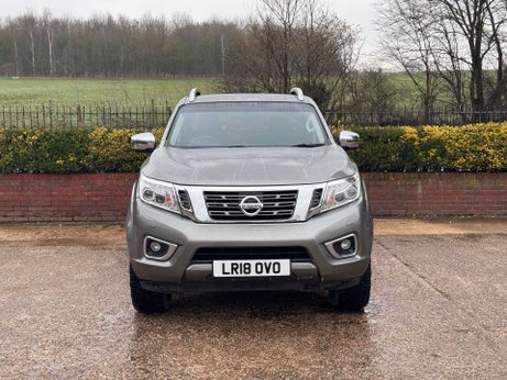 Nissan Navara 2.3 Navara Tekna dCi 4WD 5dr 1