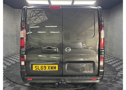 Nissan NV300 1.6 dCi 1.2t Acenta Panel Van 5dr Diesel Manual L2 H1 Euro 6 (120 ps) 6