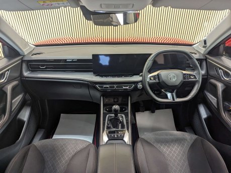 MG HS 1.5 MG HS SE 5dr 2