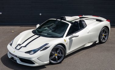Ferrari 458 Speciale Aperta 2