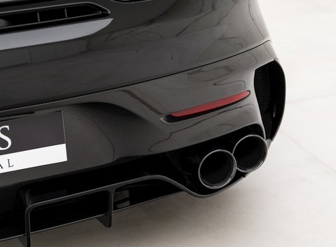 Mercedes-Benz Amg GT Black Series 33