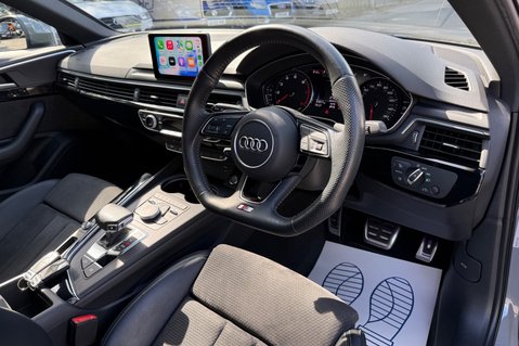 Audi A4 TFSI BLACK EDITION MHEV- APPLE CAR PLAY - REVERSE CAMERA 14