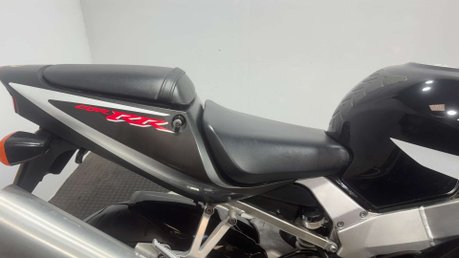 Honda CBR CBR929 2000 ONLY 19K NEW MOT CLASSIC SPORTS BIKE 13