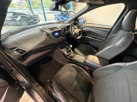 Ford Kuga 2.0 TDCi EcoBlue ST-Line Edition Euro 6 (s/s) 5dr 33