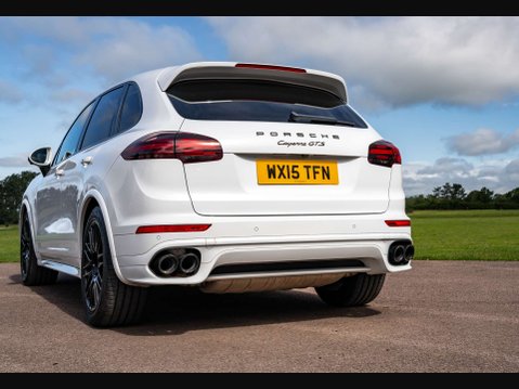 Porsche Cayenne 30