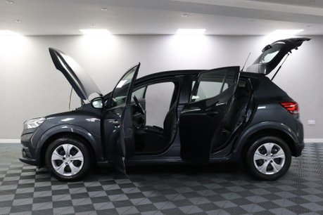 Dacia Sandero ESSENTIAL SCE 6