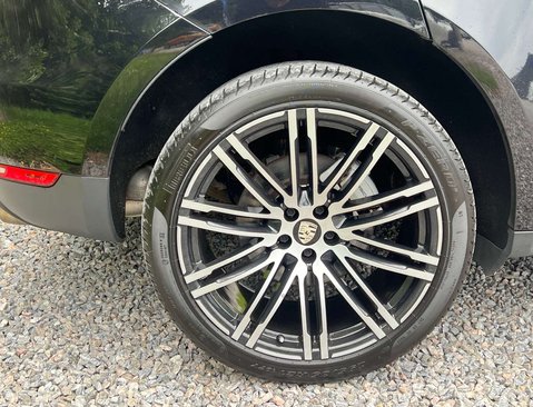 Porsche Macan 3.0 Macan S Semi-Auto 4WD 5dr 13