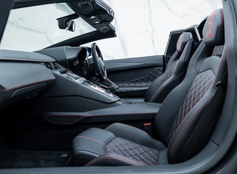 Lamborghini Aventador LP 720-4 50th Anniversary Roadster 22