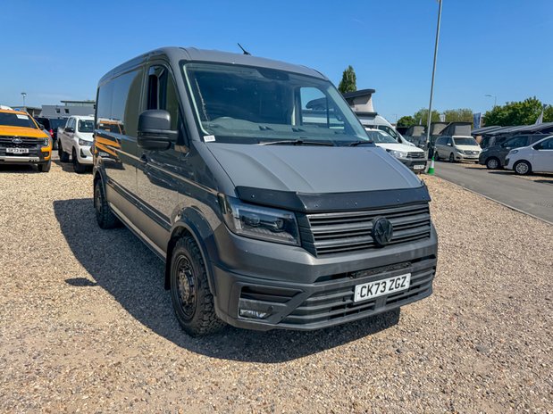 Volkswagen Crafter MWB L2H2 [SOLD MT] Low Roof Trendline Cr35 Air Con Alloys Sensors EURO 6 4