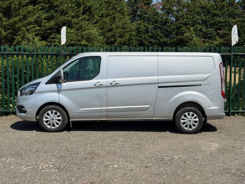 Ford Transit Custom 300 LIMITED P/V ECOBLUE 17