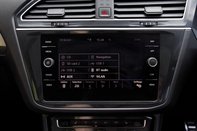 Volkswagen Tiguan R-LINE TECH TDI DSG 26