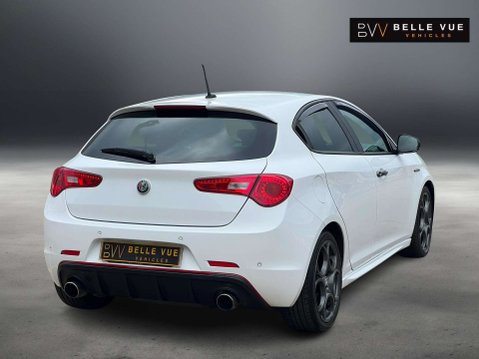 Alfa Romeo Giulietta 1.7 Giulietta Veloce TBi Semi-Automatic 5dr *NATIONAL DELIVERY* 3