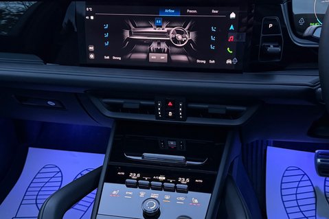 Porsche Cayenne V6 S E-HYBRID BLACK EDITION - PANORAMIC ROOF - AS NEW CONDITION 59