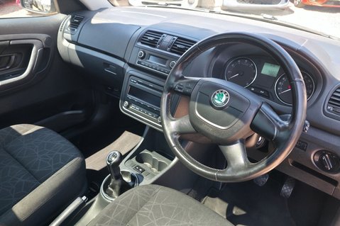 Skoda Roomster SE PLUS.7 SERVICES..IDEAL FOR DOGS, WHEELCHAIR.SUNROOF..LAST OWNER 7 YEARS 15