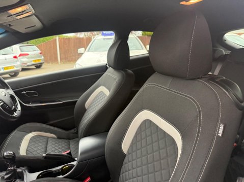 Kia Pro Ceed 1.6 CRDi GT-Line Euro 6 (s/s) 3dr 36