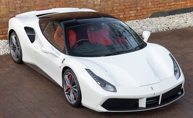 Ferrari 488 GTB 8