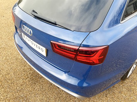 Audi A6 RS6 PLUS AVANT TFSI QUATTRO 29