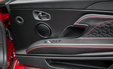 Aston Martin DBS Superleggera 20