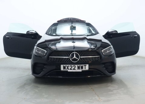 Mercedes-Benz E Class 2.0 E300h MHEV AMG Line Night Edition (Premium Plus) Coupe 2dr Petrol Hybri 61