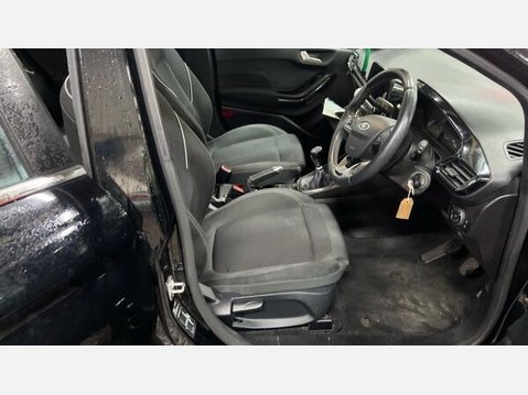 Ford Fiesta 1.0T EcoBoost Zetec Euro 6 (s/s) 5dr 5