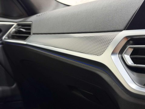 BMW 4 Series 2.0 420i M Sport Coupe 2dr Petrol Auto Euro 6 (s/s) (184 ps) 40