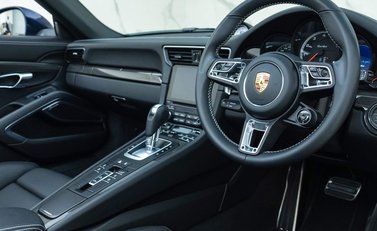 Porsche 911 Turbo Cabriolet (991.2) 11