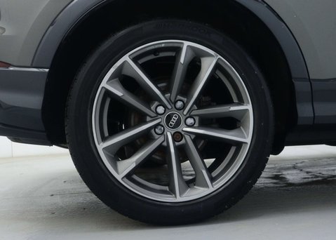 Audi Q3 1.5 TFSI CoD 35 Black Edition SUV 5dr Petrol S Tronic Euro 6 (s/s) (150 ps) 14