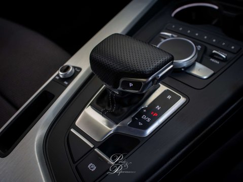Audi A4 2.0 A4 S Line TFSI Semi-Auto 4dr 39