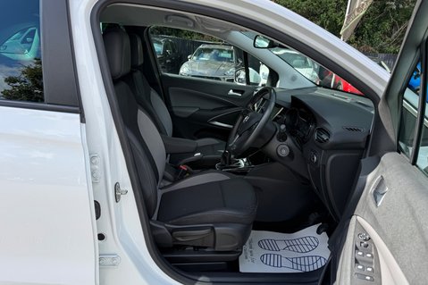 Vauxhall Crossland X ELITE - TWO OWNERS - CAMBELT CHANGED - NEW MOT  14